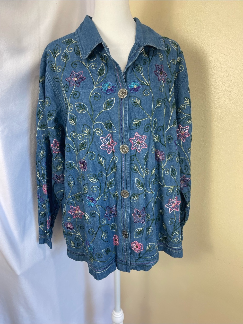 Vintage Blue Floral Embroidered Denim Jacket Shacket L Boxy Boho Cottagecore